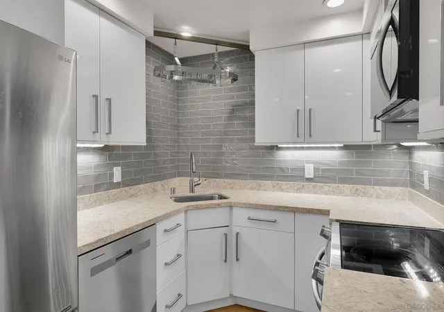 Photo 2 of Condo for sale at 3431 Park Blvd #202, San Diego, CA 92103 | MLS# 260021062SD | Listing updated on 2026-09-14