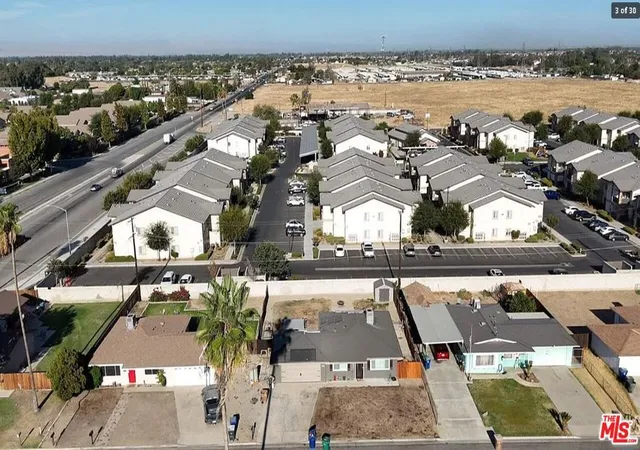 Photo 3 of Single family home for sale at 2612 Van Buren Pl, Bakersfield, CA 93314 | MLS# 26875721 | Listing updated on 2026-09-15