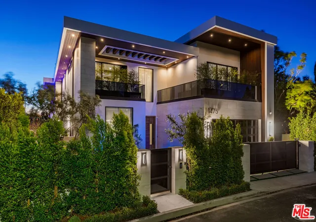 Photo 3 of Mansion for sale at 1475 Bel Air Rd, Los Angeles, CA 90077 | MLS# 26876463 | Listing updated on 2026-09-14