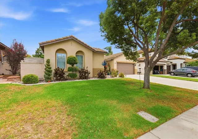 Photo 3 of Sale Pending at 6248 Pear Ave, Eastvale, CA 92880 | MLS# IG26188554 | Listing updated on 2026-09-15