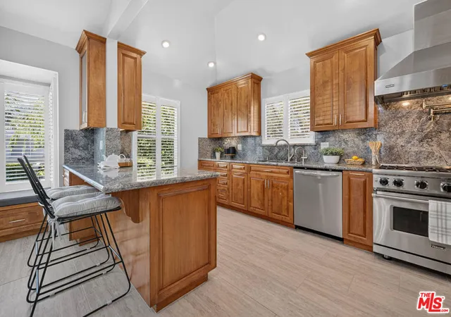 Photo 2 of Single family home for sale at 3002 S Beverly Dr, Los Angeles, CA 90034 | MLS# 26897525 | Listing updated on 2026-09-14
