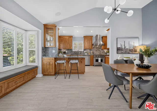 Photo 4 of Single family home for sale at 3002 S Beverly Dr, Los Angeles, CA 90034 | MLS# 26897525 | Listing updated on 2026-09-14