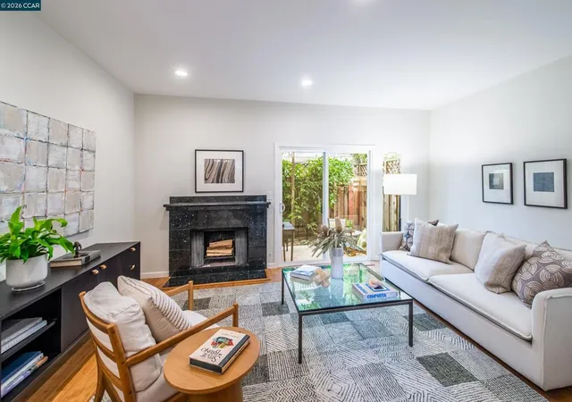 Photo 1 of Condo for sale at 917 Hough Ave #9, Lafayette, CA 94549 | MLS# 41146477 | Listing updated on 2026-09-15