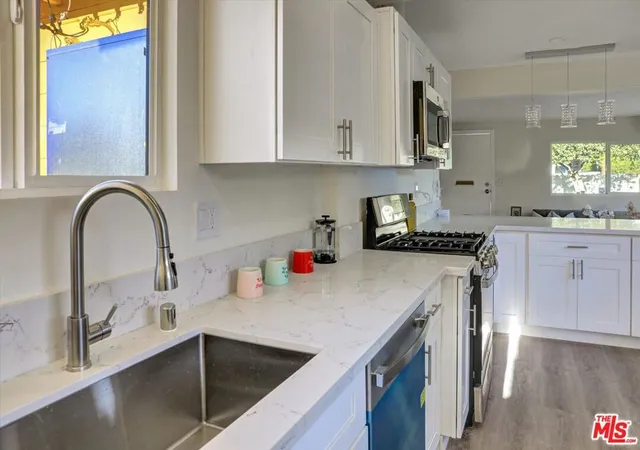 Photo 4 of Single family home for sale at 624 W Beach Ave, Inglewood, CA 90302 | MLS# 26901601 | Listing updated on 2026-09-16