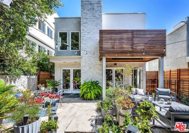Photo 1 of Single family home for sale at 34 Anchorage St, Los Angeles, CA 90292 | MLS# 26881741 | Listing updated on 2026-09-14