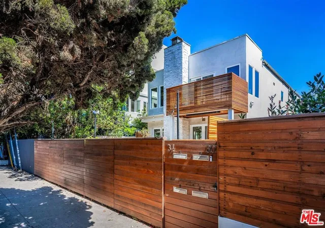 Photo 2 of Single family home for sale at 34 Anchorage St, Los Angeles, CA 90292 | MLS# 26881741 | Listing updated on 2026-09-14