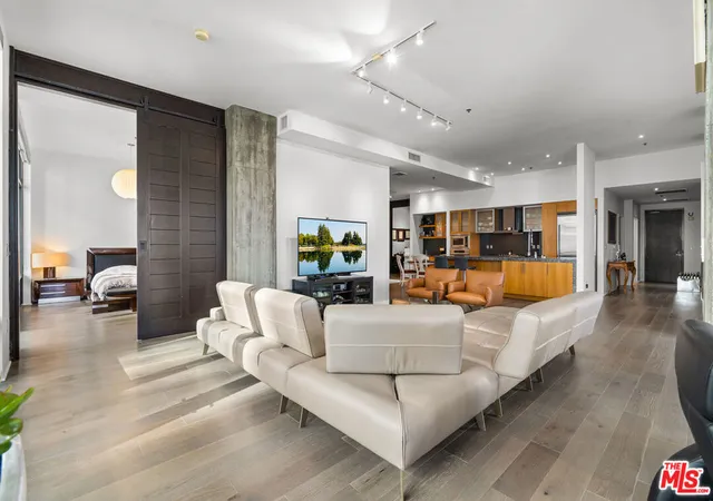 Photo 3 of Condo for sale at 1111 S Grand Ave #PH1, Los Angeles, CA 90015 | MLS# 26901157 | Listing updated on 2026-09-15