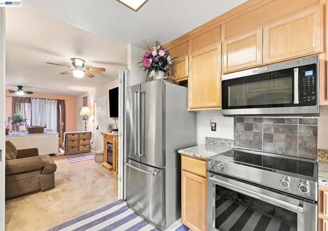 Photo 3 of Condo for sale at 894 Lewelling Blvd #13, San Leandro, CA 94579 | MLS# 41146504 | Listing updated on 2026-09-15
