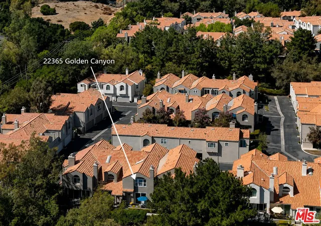 Photo 2 of Townhouse for sale at 22365 Golden Canyon Cir, Chatsworth, CA 91311 | MLS# 26876129 | Listing updated on 2026-09-14