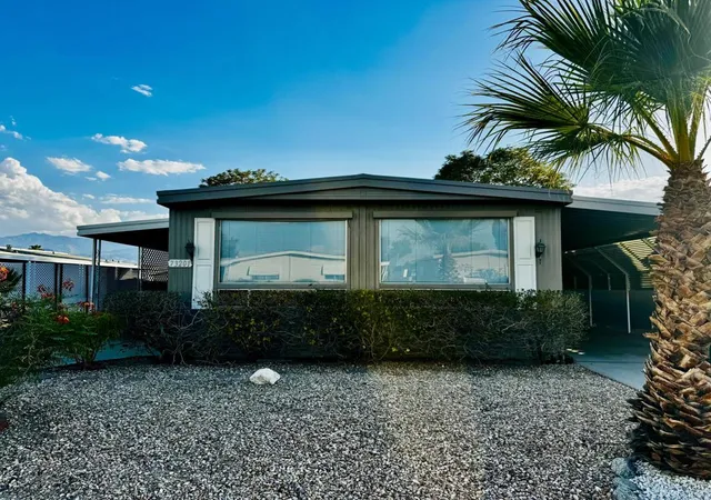 Photo 3 of Manufactured home for sale at 73201 Highland Springs Dr, Palm Desert, CA 92260 | MLS# 219151942DA | Listing updated on 2026-09-14