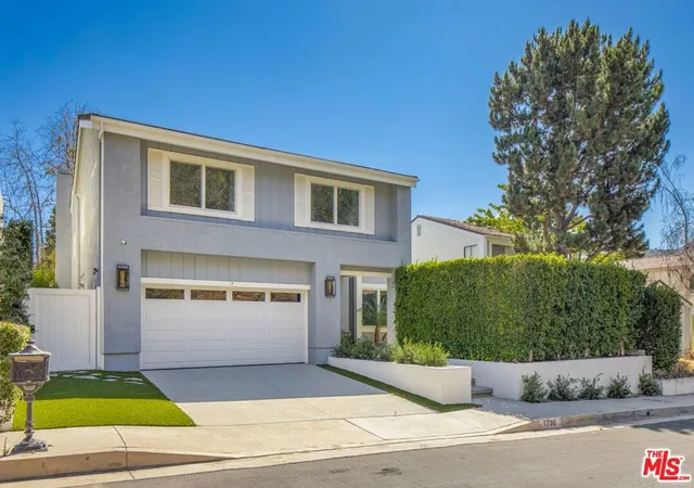 Photo 1 of Single family home for sale at 1736 Michael Ln, Pacific Palisades, CA 90272 | MLS# 26875221 | Listing updated on 2026-09-17