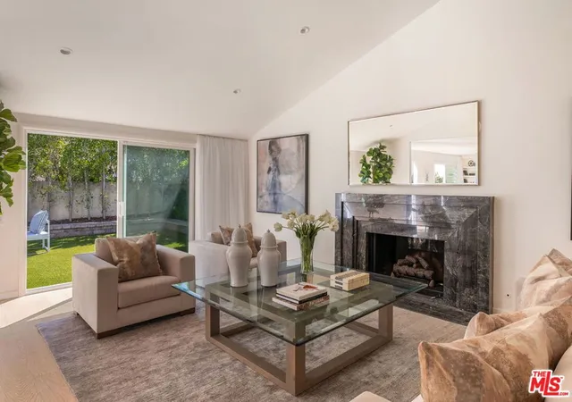 Photo 4 of Single family home for sale at 1736 Michael Ln, Pacific Palisades, CA 90272 | MLS# 26875221 | Listing updated on 2026-09-17