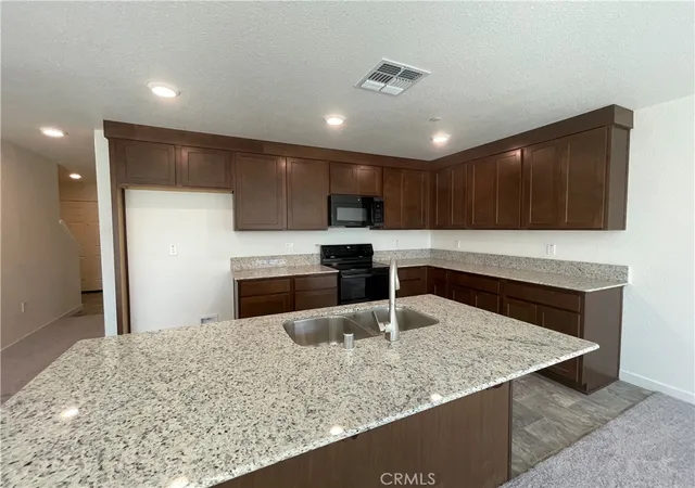 Photo 2 of Sale Pending at 713 Stone Ridge West Ave, Merced, CA 95341 | MLS# MC26189059 | Listing updated on 2026-09-25