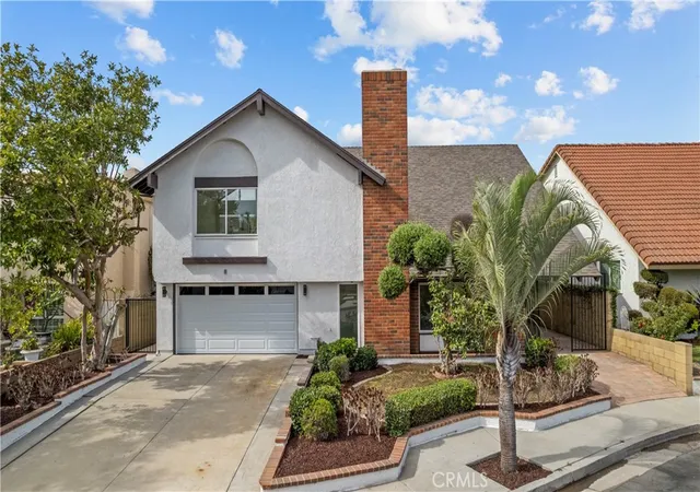 Single family home for sale at 5437 Vista Fortuna, Cypress, CA 90630 | MLS# SR26187810 | Listing updated on 2026-09-16