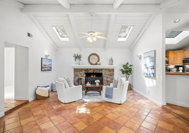 Photo 2 of Single family home for sale at 8 Buena Vista Del Rio, Carmel Valley, CA 93924 | MLS# ML82059409 | Listing updated on 2026-09-14