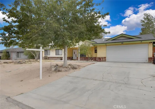 Photo 3 of Sale Pending at 10130 Evelyn, California City, CA 93505 | MLS# IG26189071 | Listing updated on 2026-09-14