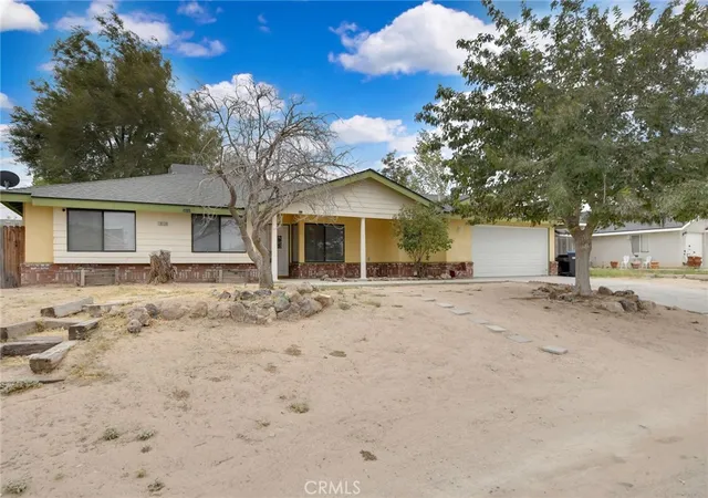 Photo 3 of Sale Pending at 10130 Evelyn, California City, CA 93505 | MLS# IG26189071 | Listing updated on 2026-09-14