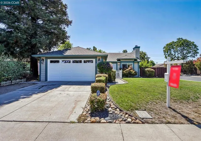 Photo 3 of Single family home for sale at 3903 Silver Oaks Way, Livermore, CA 94550 | MLS# 41146621 | Listing updated on 2026-10-01