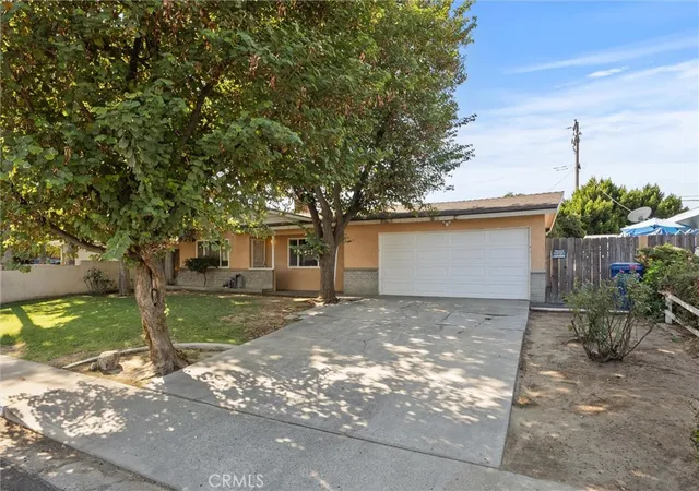 Photo 3 of Single family home for sale at 3717 Madrid, Bakersfield, CA 93309 | MLS# PI26189621 | Listing updated on 2026-09-14