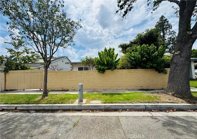 Photo 3 of Single family home for sale at 19302 Teresa, Cerritos, CA 90703 | MLS# PW26189628 | Listing updated on 2026-09-14