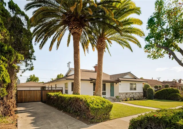 Photo 3 of Single family home for sale at 436 Hoover, Orange, CA 92867 | MLS# OC26189693 | Listing updated on 2026-09-15