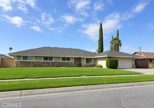 Photo 1 of Single family home for sale at 1570 N Pine, Rialto, CA 92376 | MLS# SW26189638 | Listing updated on 2026-09-25