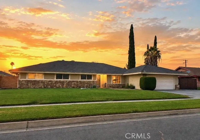 Photo 3 of Single family home for sale at 1570 N Pine, Rialto, CA 92376 | MLS# SW26189638 | Listing updated on 2026-09-25