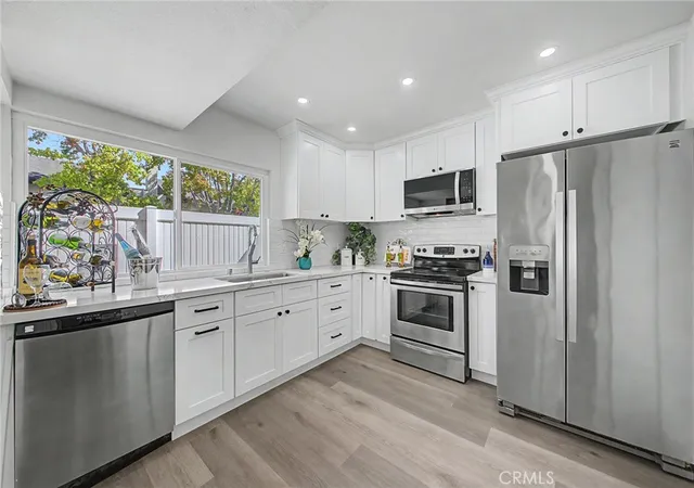 Photo 4 of Townhouse for sale at 6865 Danvers Dr, Garden Grove, CA 92845 | MLS# PW26189806 | Listing updated on 2026-09-14