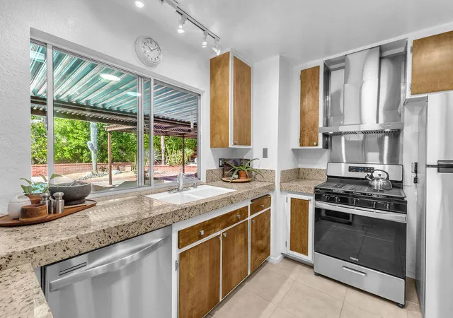 Photo 2 of Single family home for sale at 71521 Halgar Rd, Rancho Mirage, CA 92270 | MLS# 219151994DA | Listing updated on 2026-09-14