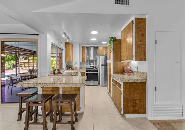 Photo 3 of Single family home for sale at 71521 Halgar Rd, Rancho Mirage, CA 92270 | MLS# 219151994DA | Listing updated on 2026-09-14