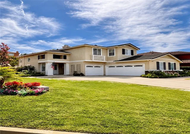 Photo 2 of Single family home for sale at 4432 Alder Cir, Moorpark, CA 93021 | MLS# SR26187118 | Listing updated on 2026-10-06