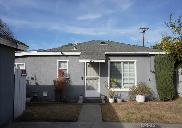 Photo 2 of House for sale at 911 Genoa St, Monrovia, CA 91016 | MLS# WS26190199 | Listing updated on 2026-09-15
