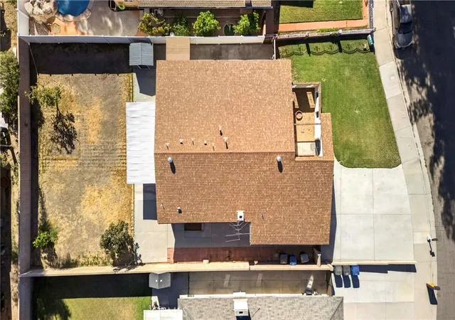 Sale Pending at 7616 Della, Riverside, CA 92503 | MLS# AR26190258 | Listing updated on 2026-10-02