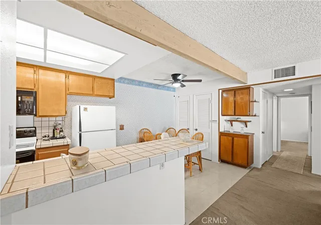 Listing Photo 4 - Condo for sale in building located at 23 Country Mile Rd, Pomona, CA 91766