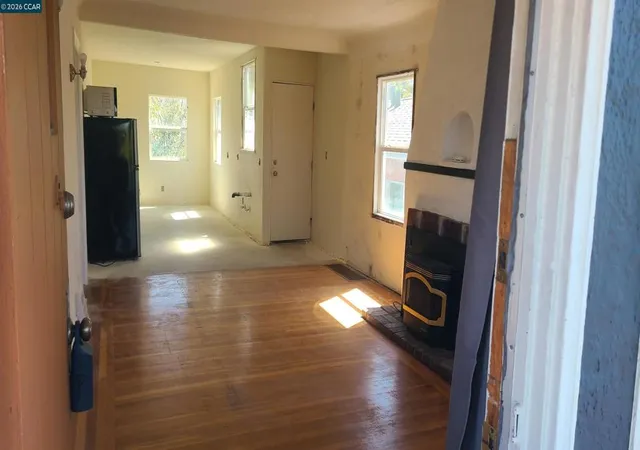 Photo 4 of Single family home for sale at 670 30th Street, Richmond, CA 94804 | MLS# 41146715 | Listing updated on 2026-09-14