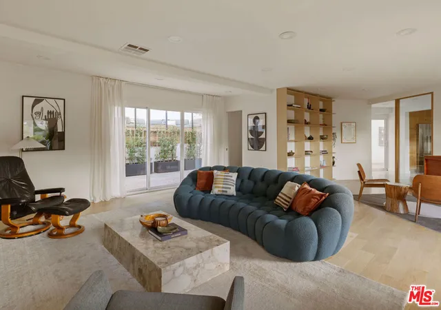 Photo 4 of Single family home for sale at 3750 Arbolada Rd, Los Angeles, CA 90027 | MLS# 26877607 | Listing updated on 2026-09-15