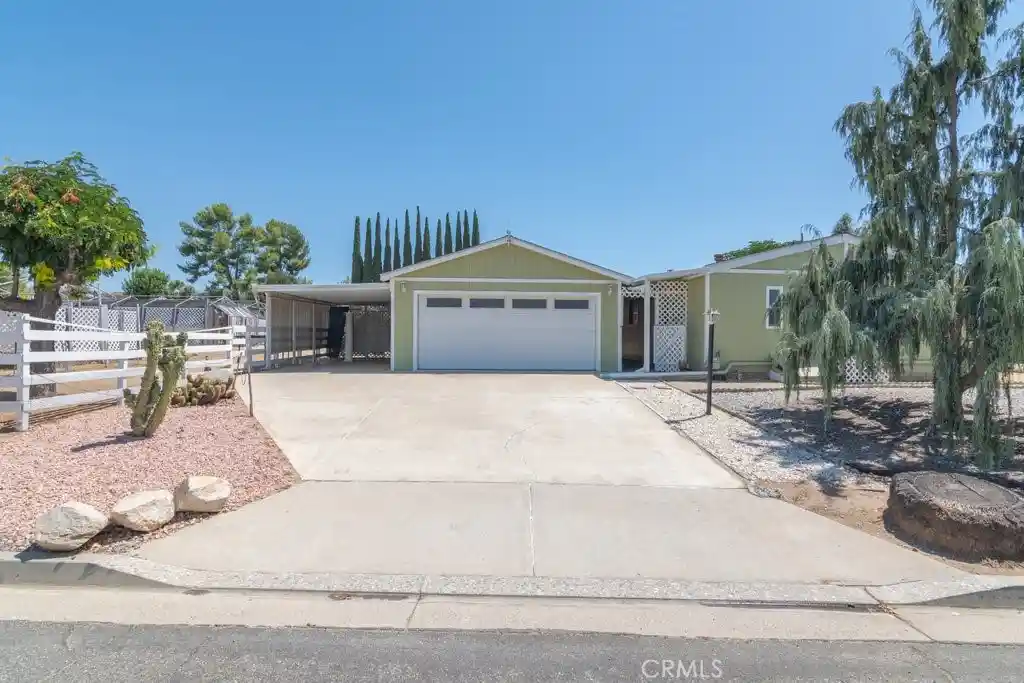Photo 1 of Sale Pending at 34608 The Farm Rd, Wildomar, CA 92595 | MLS# SW26190040 | Listing updated on 2026-10-30