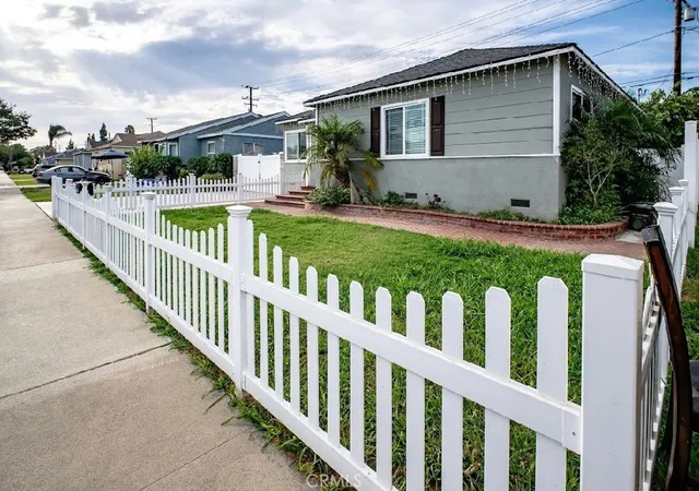 Photo 4 of Single family home for sale at 8217 Poinsettia Dr, Buena Park, CA 90620 | MLS# OC26190643 | Listing updated on 2026-09-23