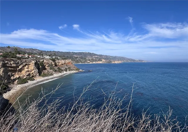 Photo 3 of Condo for sale at 32709 Seagate #H, Rancho Palos Verdes, CA 90275 | MLS# SB26096948 | Listing updated on 2026-10-04