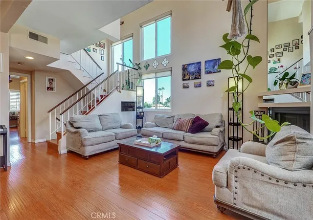 Sale Pending at 6323 Reseda #1, Tarzana, CA 91335 | MLS# CV26166860 | Listing updated on 2026-09-15