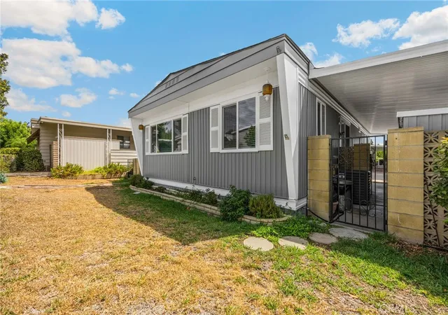 Photo 3 of Manufactured home for sale at 16943 S Lake Forest #95, Yorba Linda, CA 92886 | MLS# PW26190368 | Listing updated on 2026-09-14