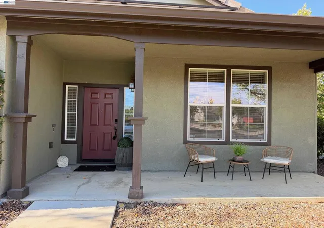 Photo 3 of Single family home for sale at 6492 Altamar Cir, Livermore, CA 94551 | MLS# 41146780 | Listing updated on 2026-09-15