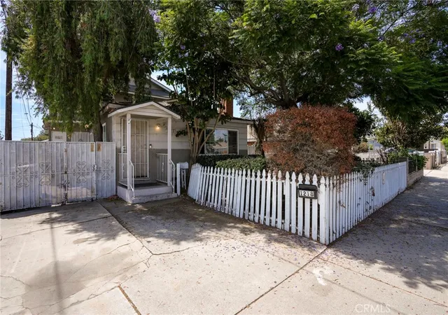 Photo 1 of Single family home for sale at 1218 W D St, Wilmington, CA 90744 | MLS# SB26189039 | Listing updated on 2026-09-14