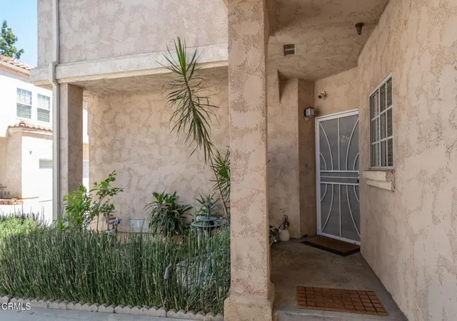 Photo 3 of Townhouse for sale at 14035 Astoria St #125, Sylmar, CA 91342 | MLS# V1-38496 | Listing updated on 2026-09-14