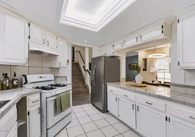 Photo 3 of Townhouse for sale at 14035 Astoria St #125, Sylmar, CA 91342 | MLS# V1-38496 | Listing updated on 2026-09-14
