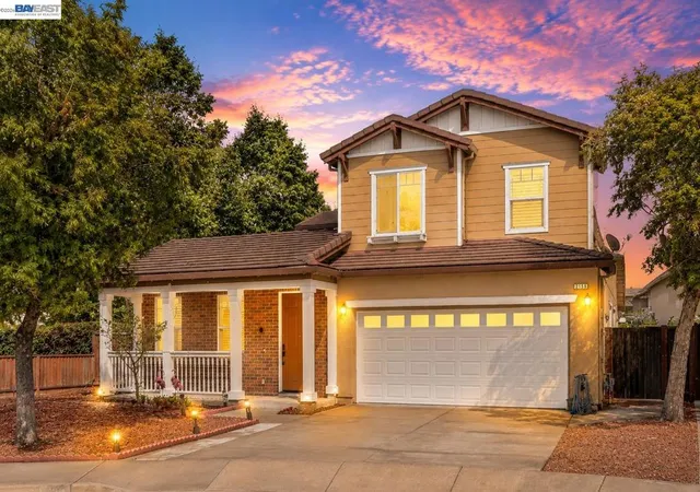 Photo 1 of Sale Pending at 2758 Sea Horse Ct, Hayward, CA 94545 | MLS# 41146799 | Listing updated on 2026-09-14