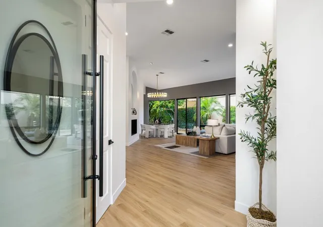 Photo 3 of Single family home for sale at 75063 Spyglass Dr, Indian Wells, CA 92210 | MLS# 219152094DA | Listing updated on 2026-09-19