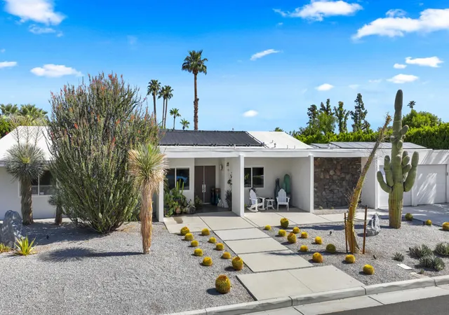 Photo 1 of Single family home for sale at 76120 Via Mariposa, Indian Wells, CA 92210 | MLS# 219152097DA | Listing updated on 2026-09-29