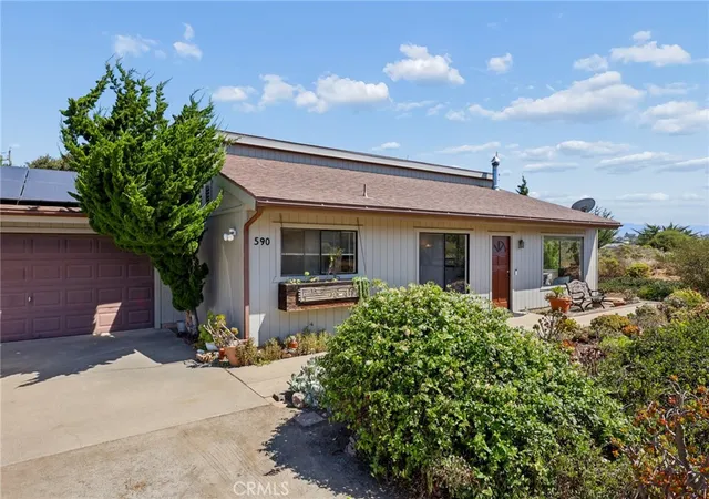 Photo 2 of Single family home for sale at 590 Skyline Dr, Los Osos, CA 93402 | MLS# SC26190312 | Listing updated on 2026-10-04