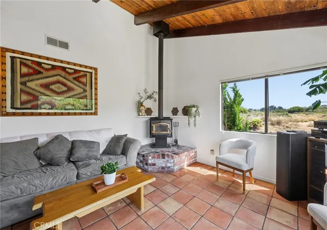 Photo 4 of Single family home for sale at 590 Skyline Dr, Los Osos, CA 93402 | MLS# SC26190312 | Listing updated on 2026-10-04